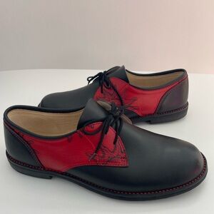 NEW handmade Oxford loafers red and black with sun detail